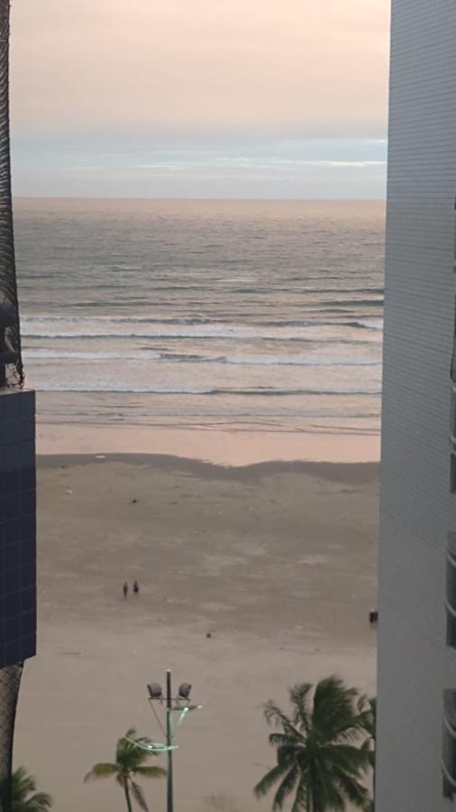 Lindo Apartamento Guilhermina - Edificio Frente Para O Mar Praia Grande  Exterior foto